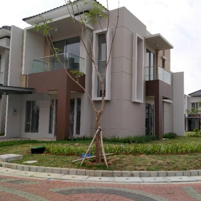 Disewakan rumah concerto golf island pik pantai indah kapuk Ja