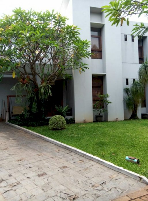 RUMAH MEWAH 2 LANTAI DI GIRI LOKA BSD,