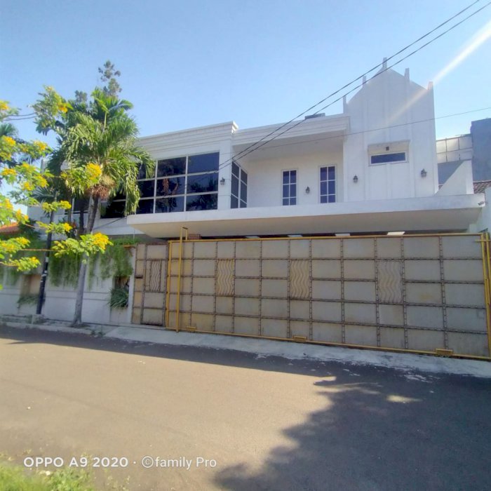 Rumah komplek sangat siap utk dihuni di Petukangan Jaksel.