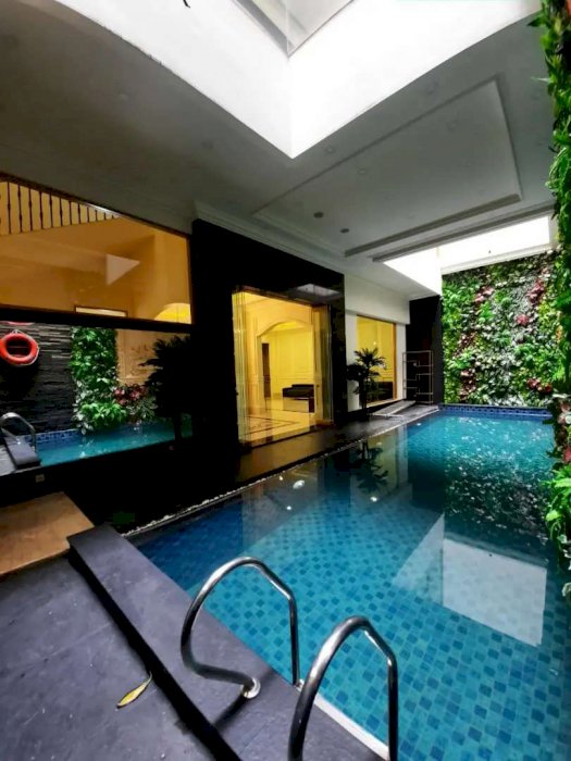 RUMAH WOW MEWAH PONDOK INDAH DIJUAL