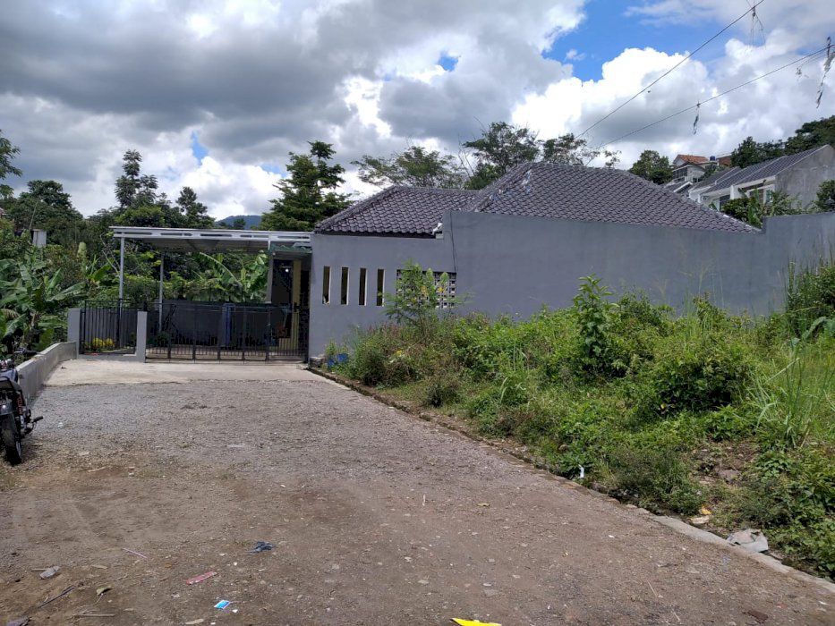 Dijual 2 bidang tanah di sindanglaya 546 juta Nego