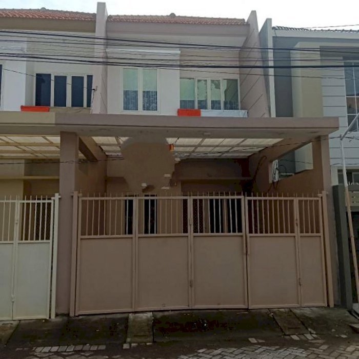 Rumah Keputih selangkah dari kampus ITS Surabaya