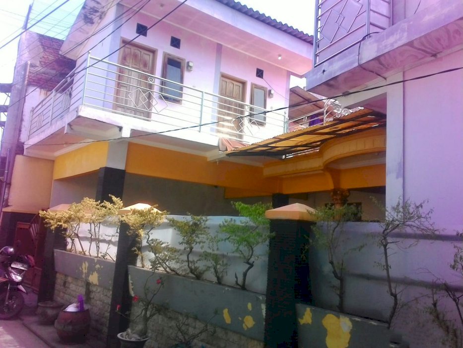 DIJUAL RUMAH KOST STRATEGIS HARGA CORONA - MURAH (KUTISARI / SURABAYA)