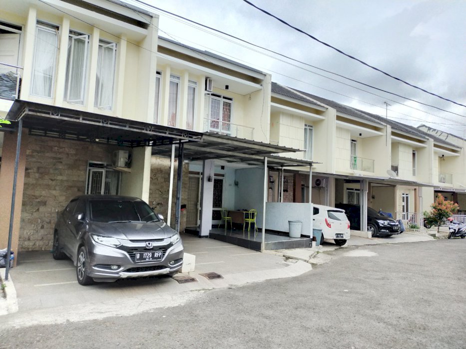 rumah luas dekat toll jatiwarna harga di jamin termurah di sekitarnya