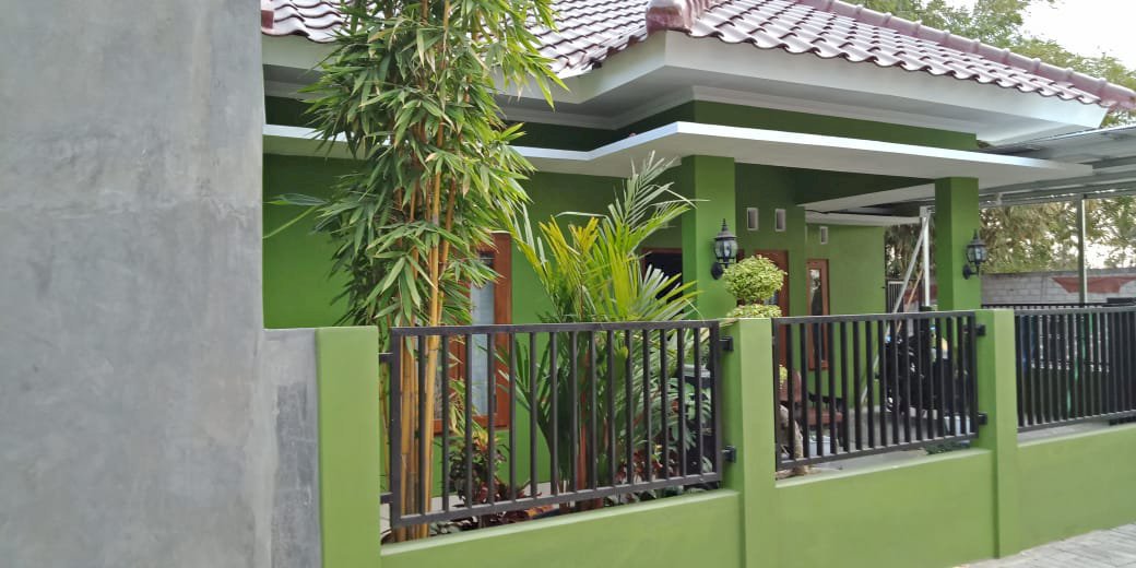 Dijual Rumah Bagus Strategis Adem Cck Hunia di Timur Adi Sucipto Klsan