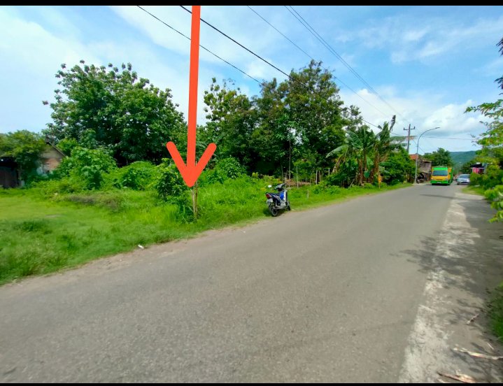 PEKARANGAN TEPI JLN ASPAL TIMUR RS CITRA RAJAWALI JAMBIDAN