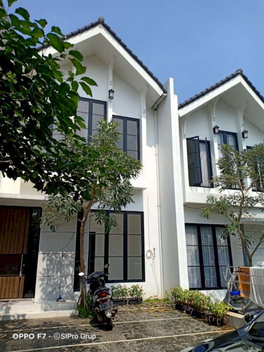 Rumah 2lantai modern minimali selangkah ke bintaro plaza tangsel