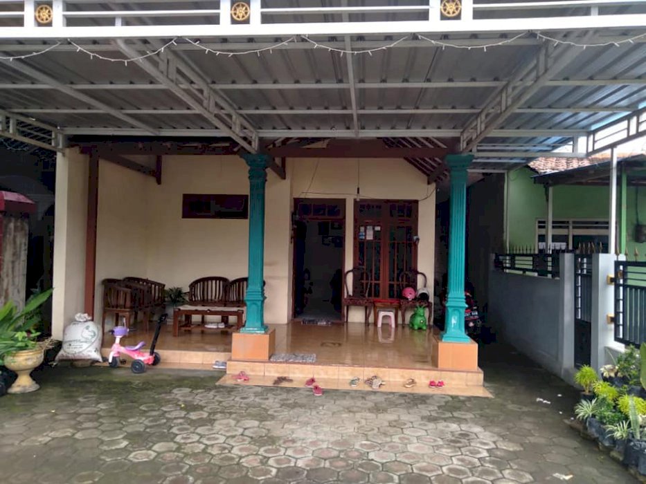 DIJUAL PROPERTY RUMAH DESA LOKASI : DESA CEWENG DIWEK (JOMBANG)