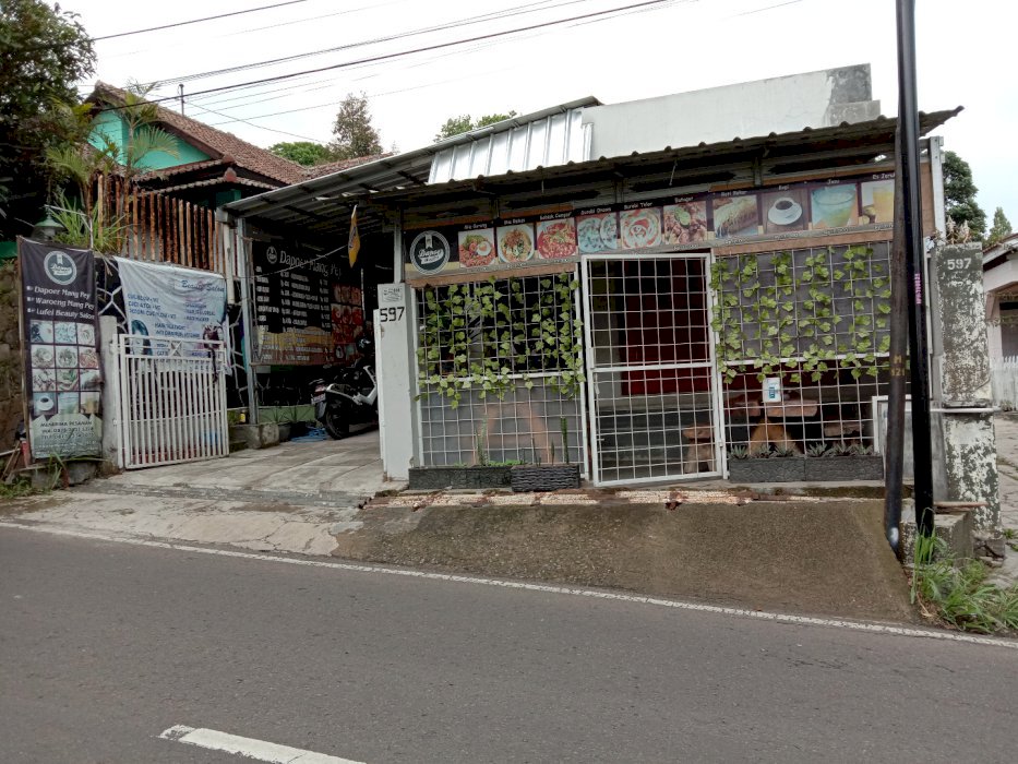 Rumah di Pinggir Jalan raya kolmas 850 Juta Nego