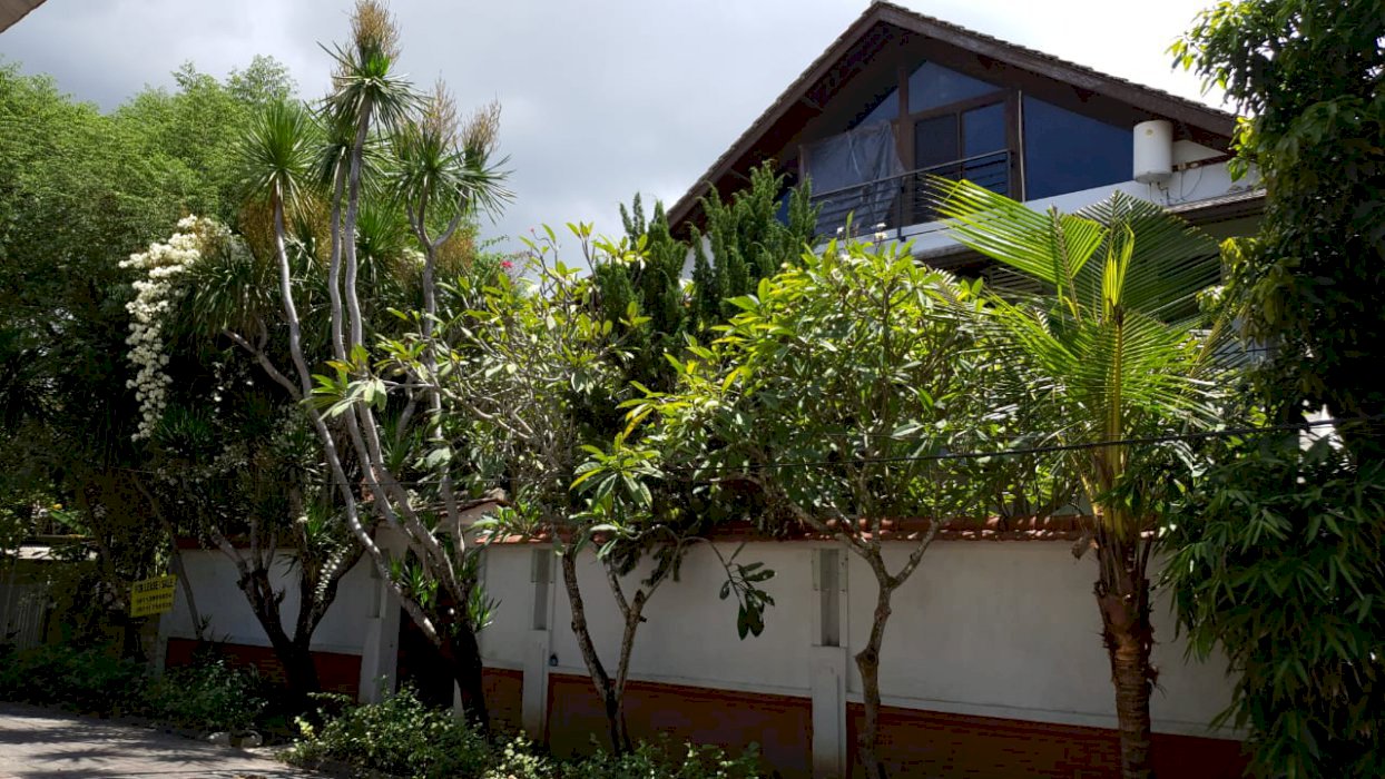 Ruma semi Villla di jalan Siligita  kompleks mewah