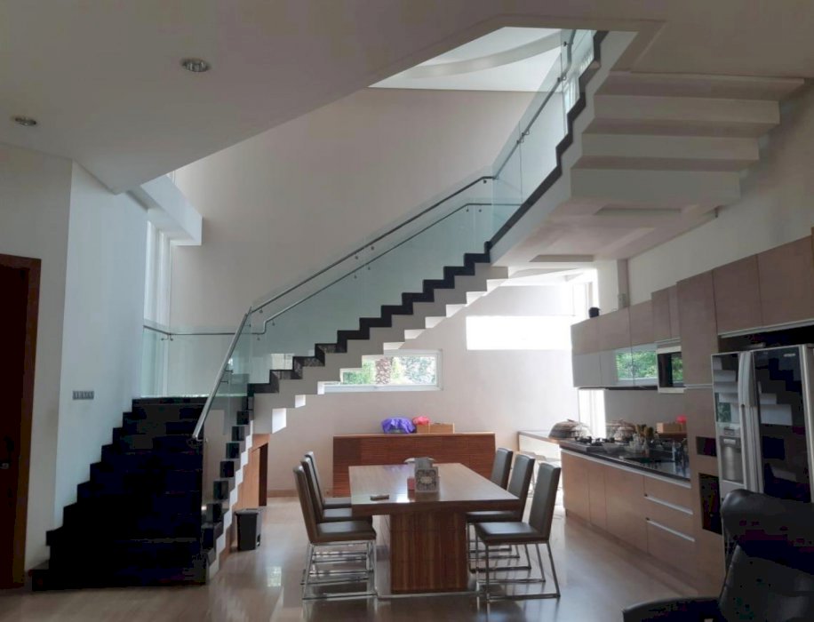 Dijual Rumah Mewah di Kelapa Gading