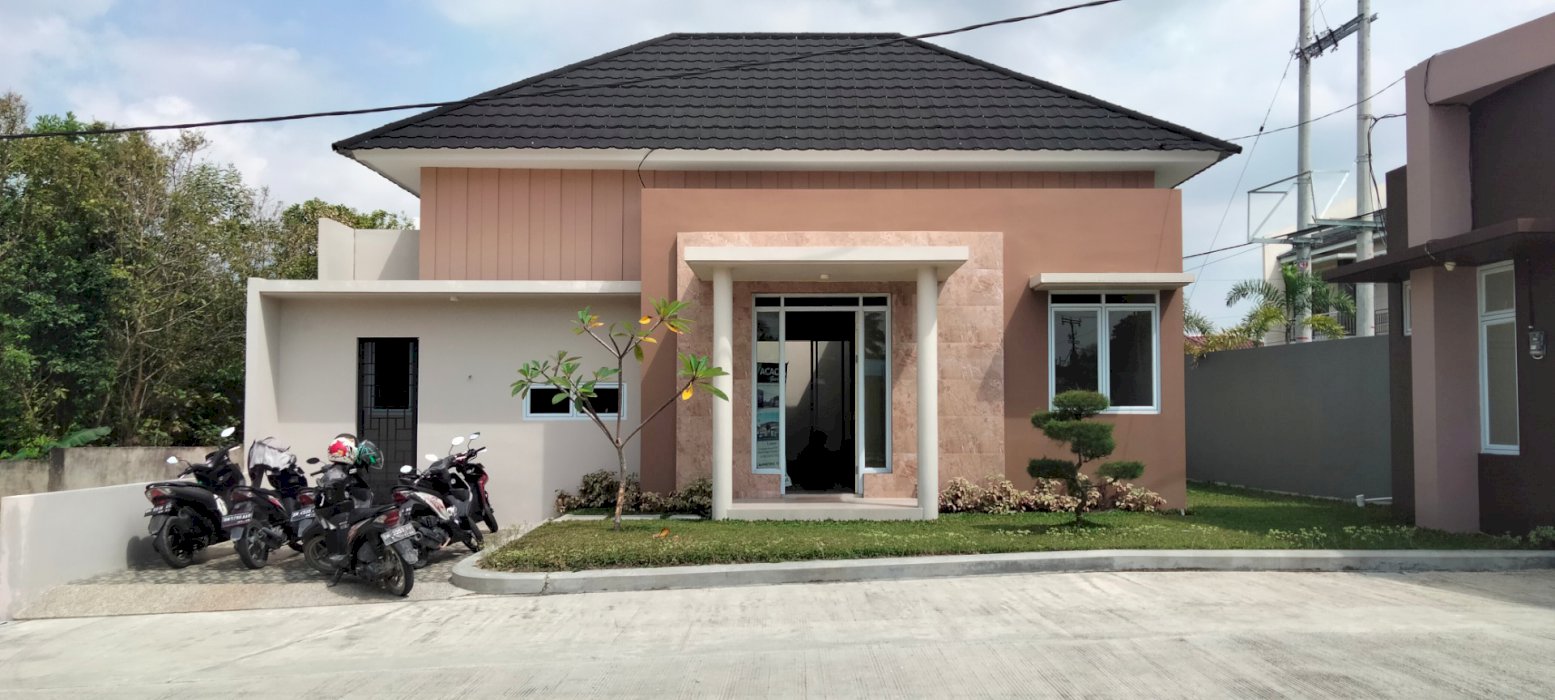 Rumah Mewah Tengah kota Pekanbaru, Jl Arifin Ahmad