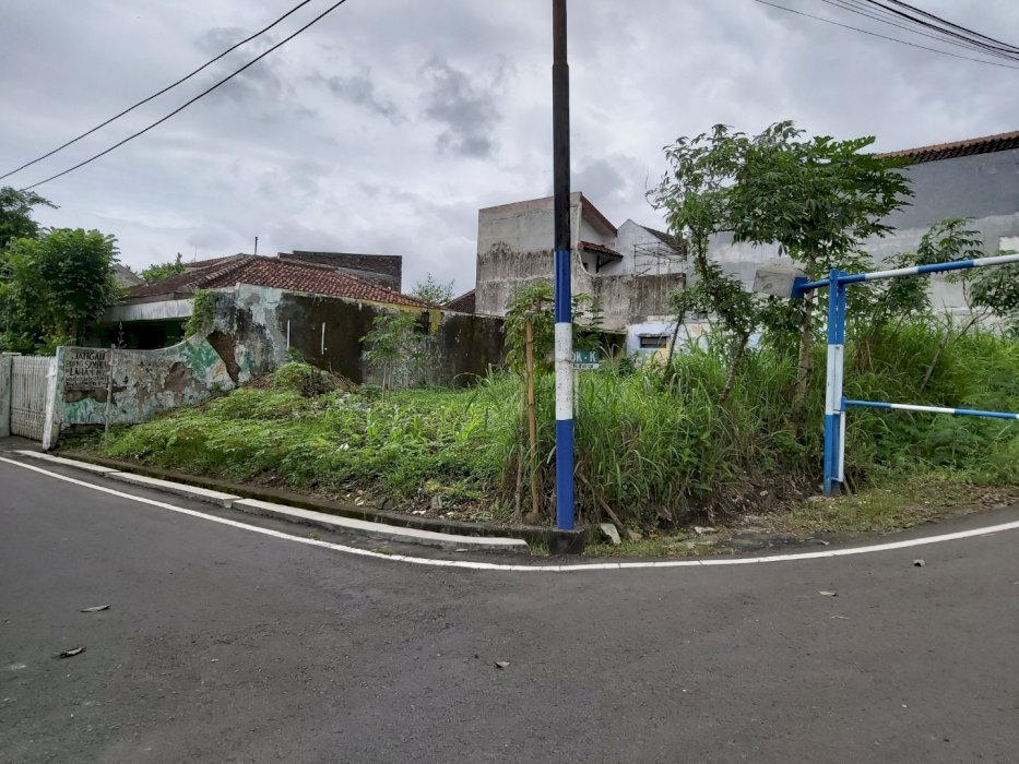 TANAH KAVLING DI PERUMAHAN POSISI HOOK DEKAT TOL KARANGLO