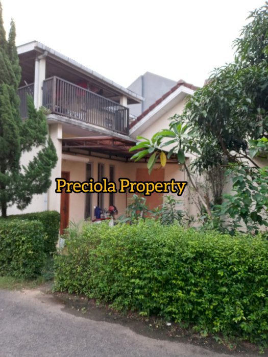 Rumah disewakan Taman Victoria