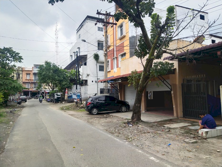 Rumah Strategis Di Depan UMSU Jl.Muctar Basri Glugur Medan