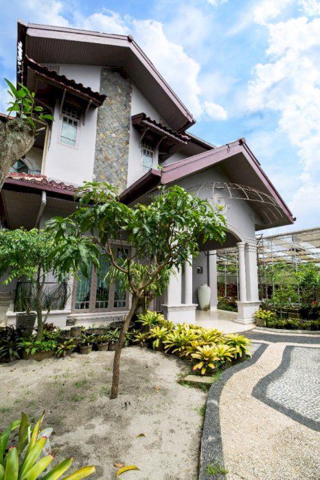 Rumah Mewah Ada Kolam Renang Di Setia Budi Ujung  Medan Selayang