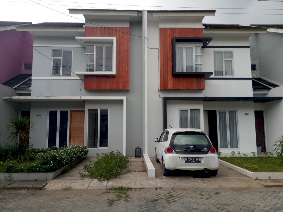 CLUSTER TERBAIK 3 KAMAR 2 LANTAI HARGA MURAH LOKASI  REGENCY BINTARO