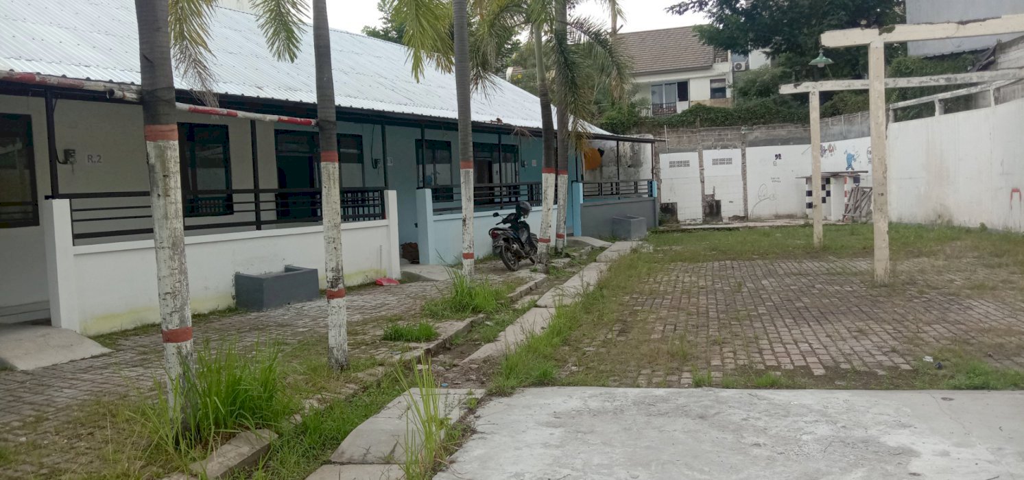 Disewakan tahunan 1 rumah di dekat RS Mayapada Moderland Tangerang