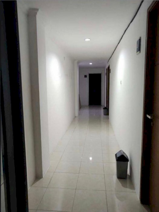 350_Dijual Rumah Kos Aktif SHM 3 Lt LT 150m LB 400m Darmo Permai Utara