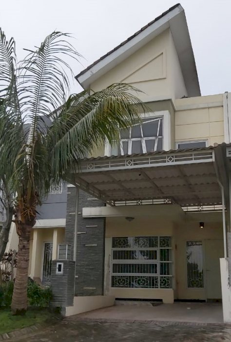 Rumah La Diva Green Hill Bangunan Minimalis Kondisi Terawat Siap Huni