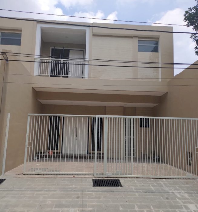 Rumah Rungkut Asri Utara Baru Gress Minimalis Siap Huni Lokasi Strategis