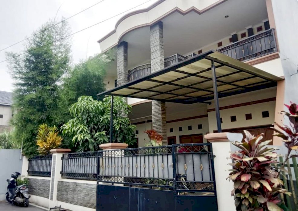 Rumah Mewah Siap Huni Strategis di Buah Batu Bandung