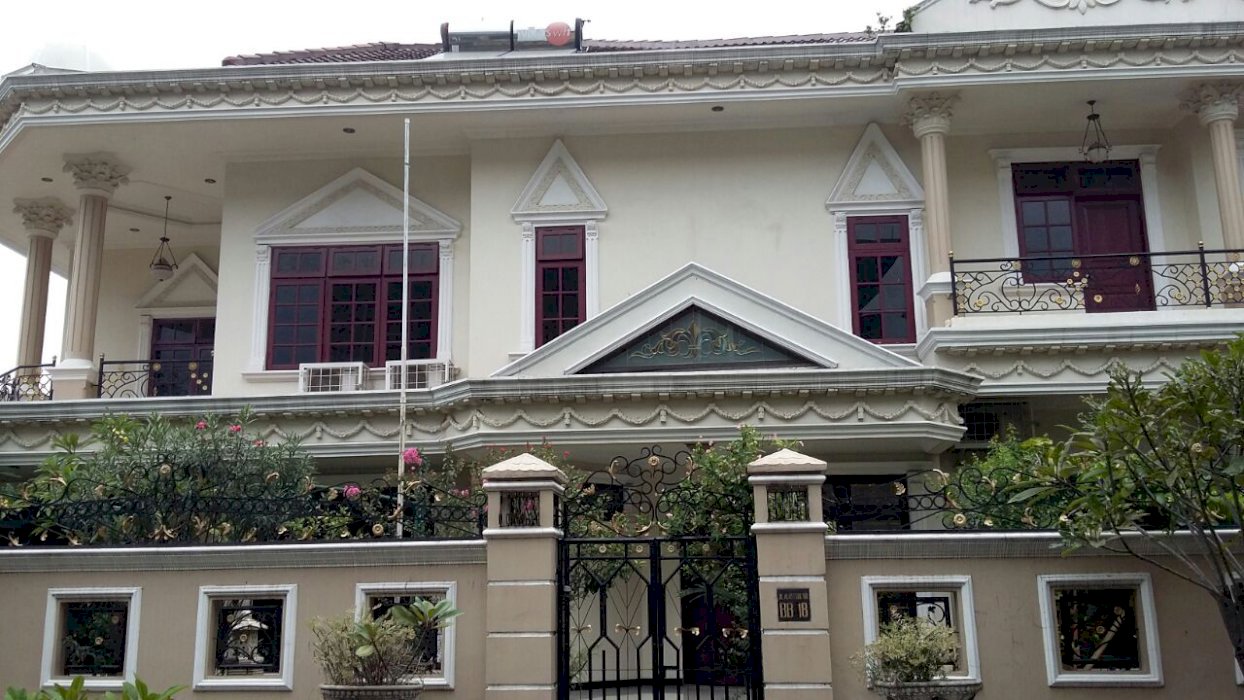 RUMAH DI PONDOK INDAH ALAM ELOK