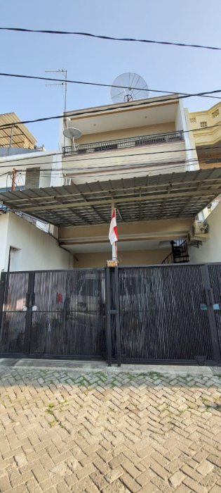 Dijual rumah 2 lantai  di sunter