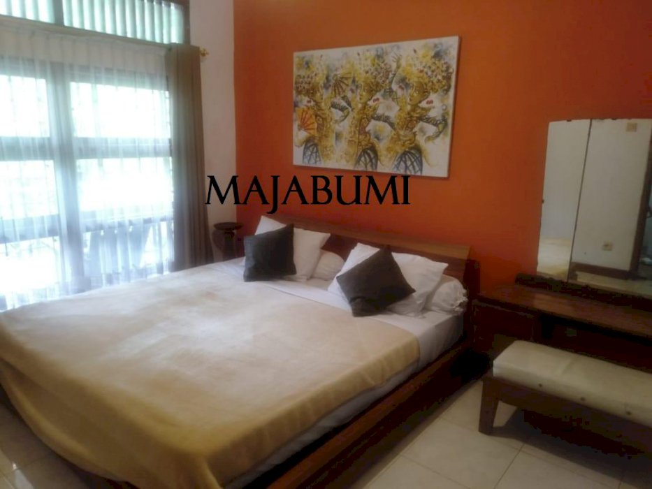 Rumah Terawat Siap Huni Dalam Komplek Setiabudi Regency