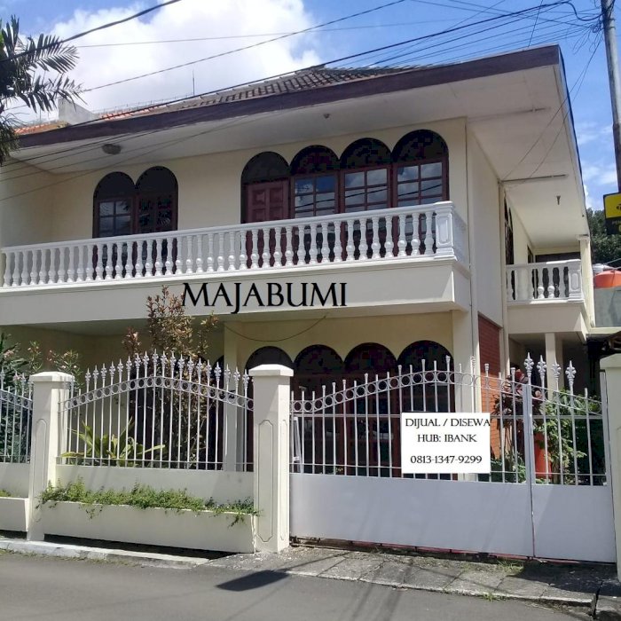Rumah Besar di Pusat Kota Dekat RSHS