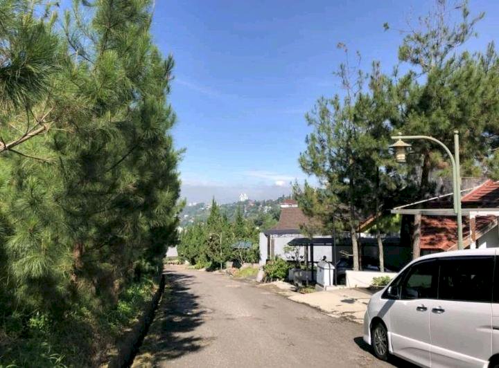 Tanah di Komplek Dago Resor