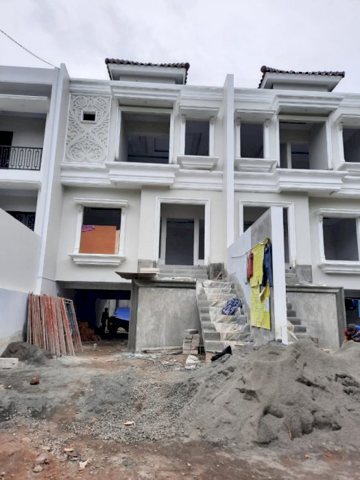 Dijual Murah Rumah Komplek DPR di Jl Benda Jagakarsa Jakarta