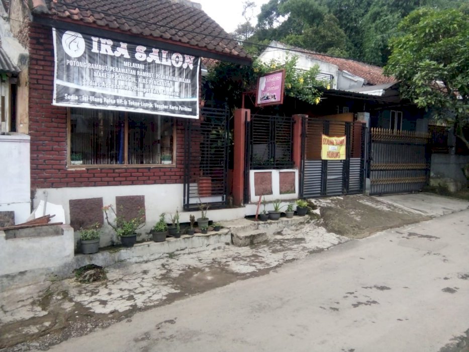 Rumah siap huni full furnished di Margahurip Indah