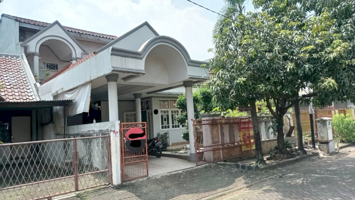 Dijual cepat rumah 3lt asri siap huni lokasi strategis