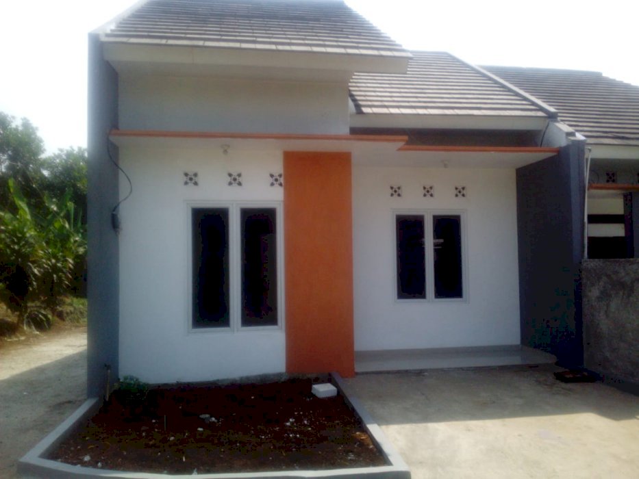 Jual Rumah Tumbuh tanah kavling di cibinong