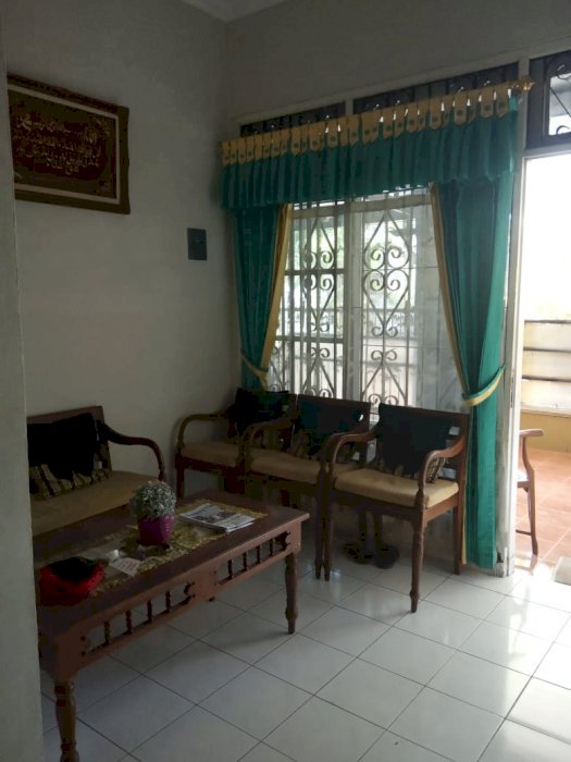 Rumah tepi jalan raya klipang sendang Mulyo kota Semarang