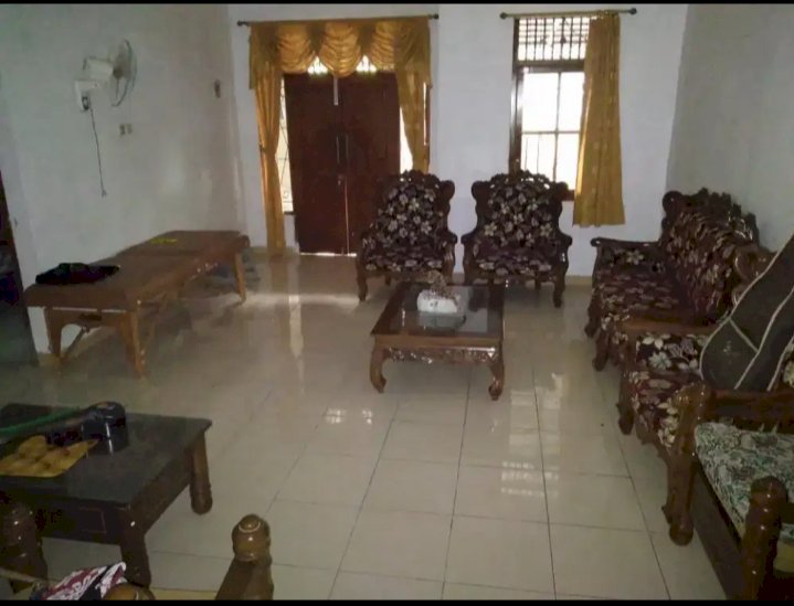 Di jual rumah Medang lestari