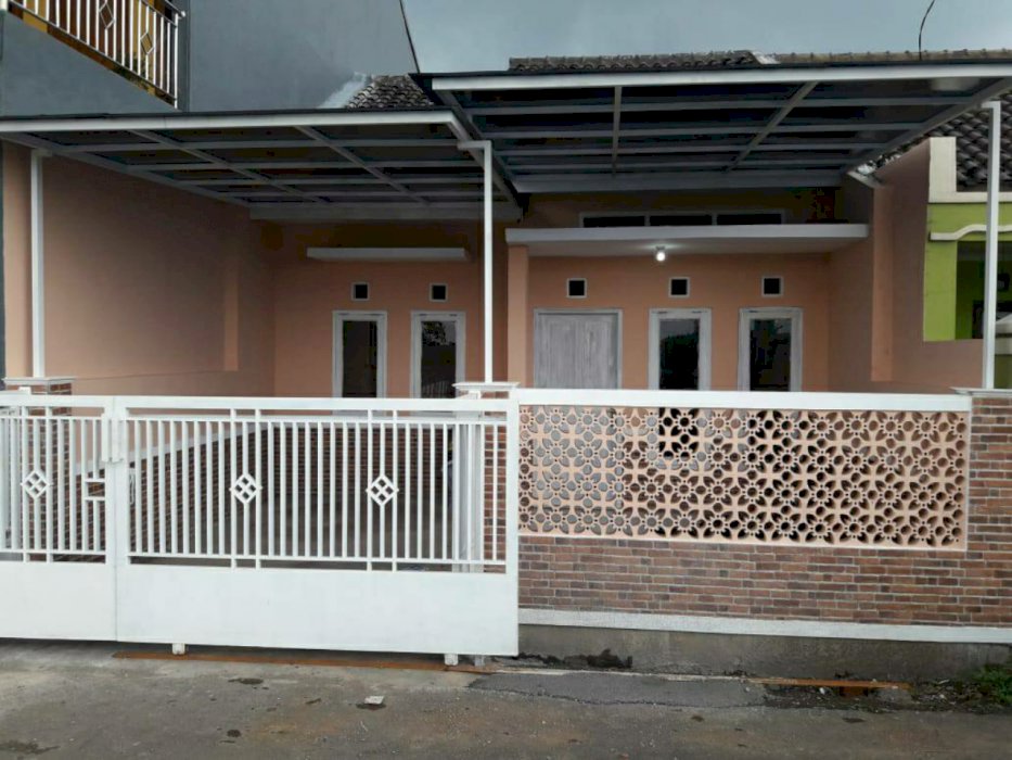 Rumah Sudah Renovasi Siap Huni