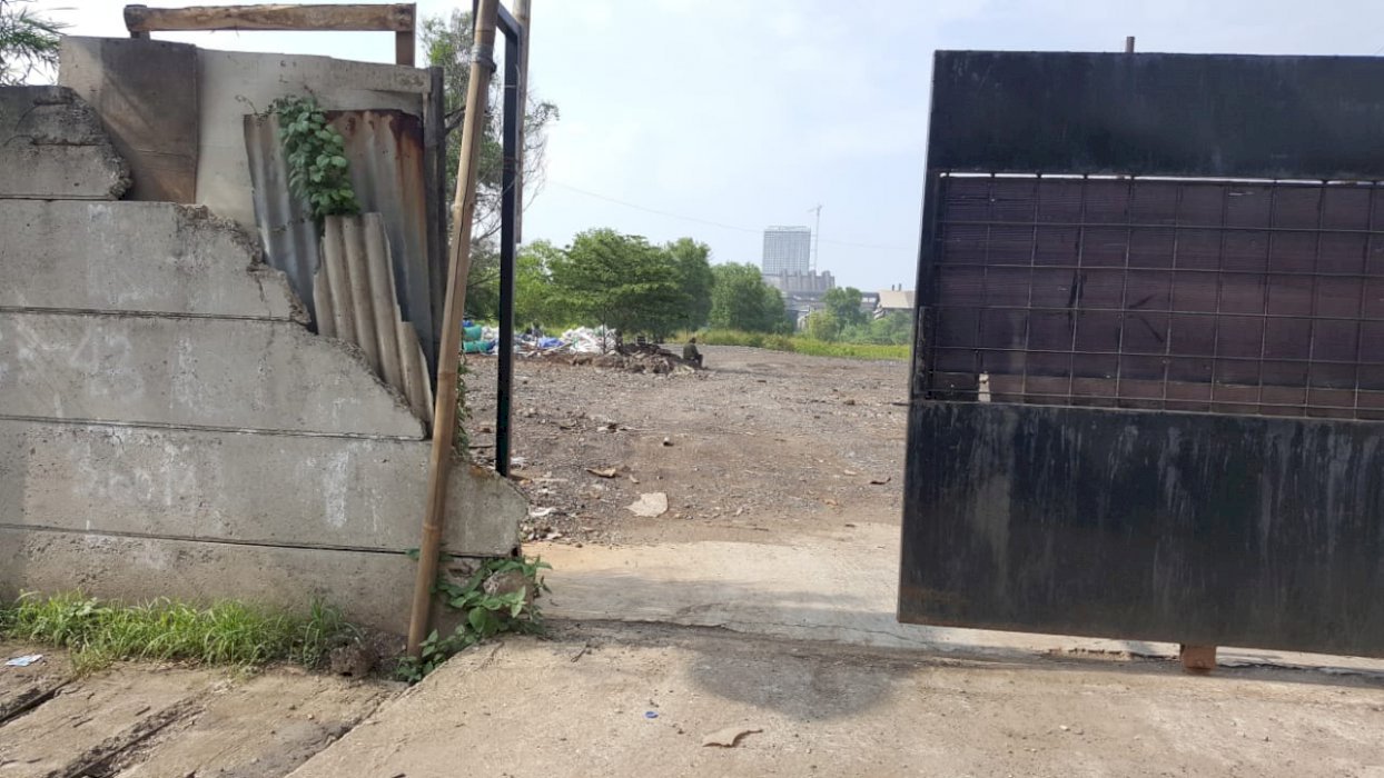 SEBIDANG TANAH KOSONG seluas 23.947 m2 Jln Raya Bekasi KM 21