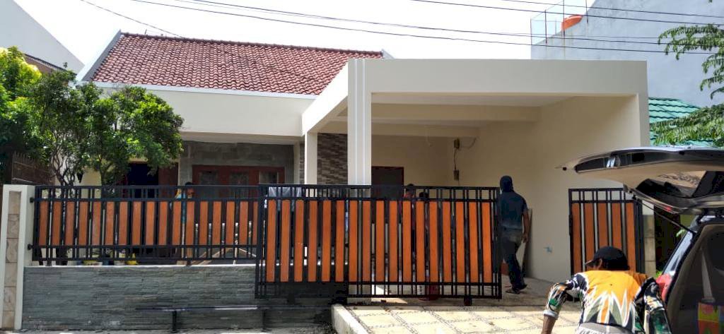 Dijual Cepat Rumah Baru Renovasi, Metro Pertama 2,Tangerang, Banten