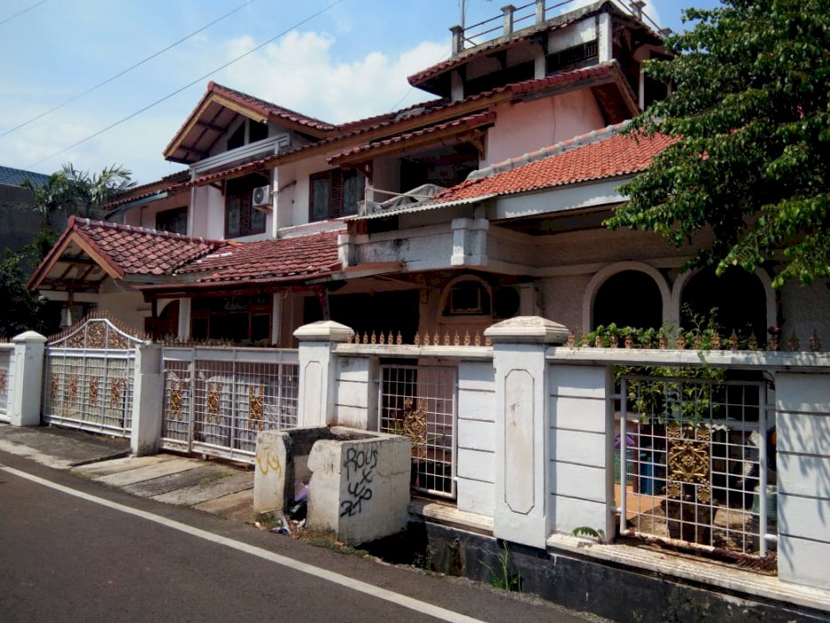 Rumah Hook Dalam Komplek, Sumur Batu, Kemayoran, Jakarta Pusat