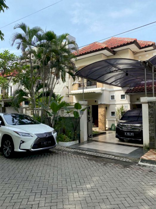 Rumah Disewakan di Perumahan Galaxy Bumi Permai Surabaya