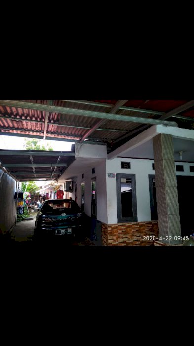 Di Jual murah 2 rumah+ kostan 7 pintu 1,9 M nego