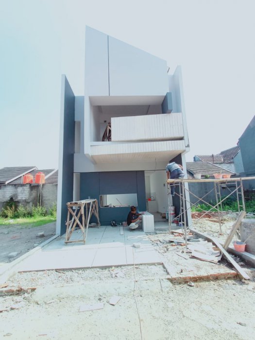 RUMAH MEWAH 2 LANTAI  3 KAMAR DI PONDOK KACANG