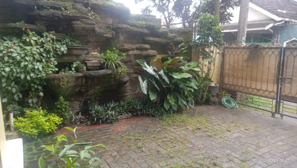 Rumah Tingkat Asri murah dan strategis Bogor dekat exit Tol, BU