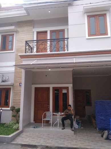 rumah baru siap huni kondisi cluster di Ciracas Jakarta timur (CA WN)
