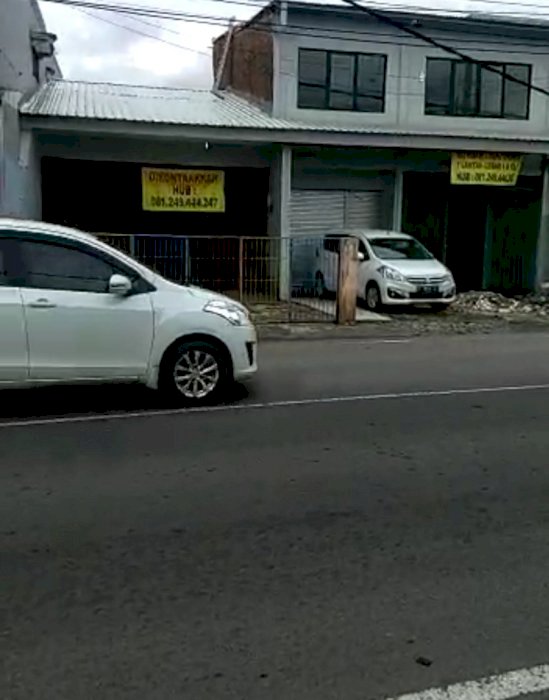 Tanah luas & bangunan 3 ruko di Dekat Kawasan Industri Brebek