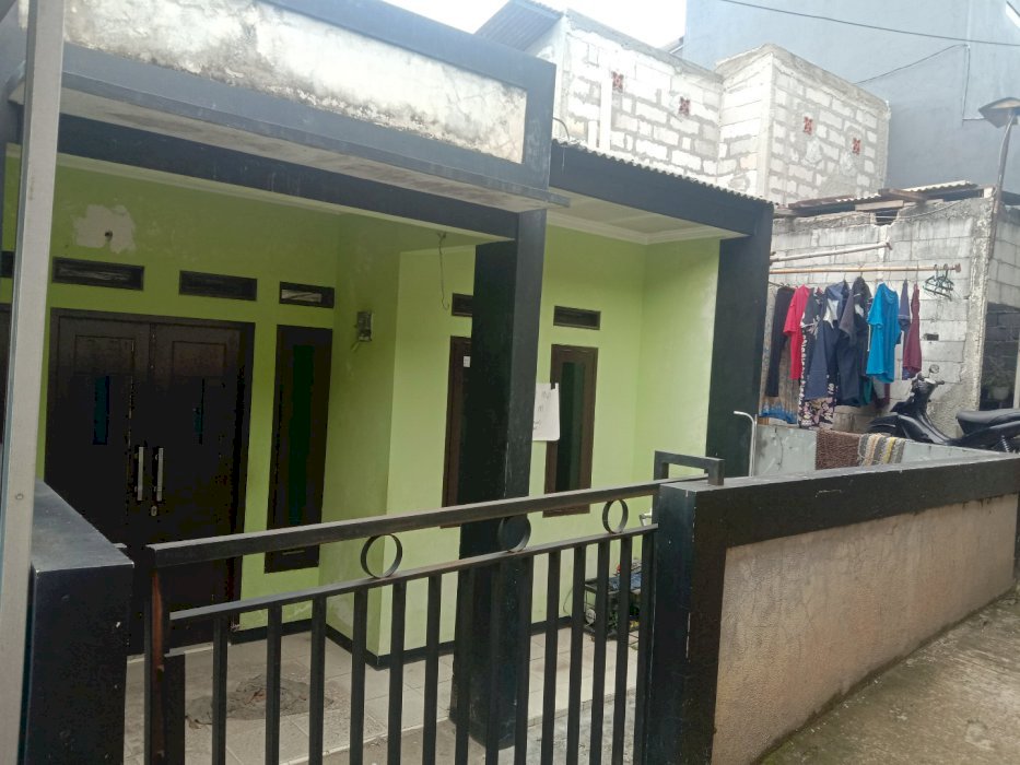 Rumah secound Bagus Murah Ditanah  baru Beji Depok