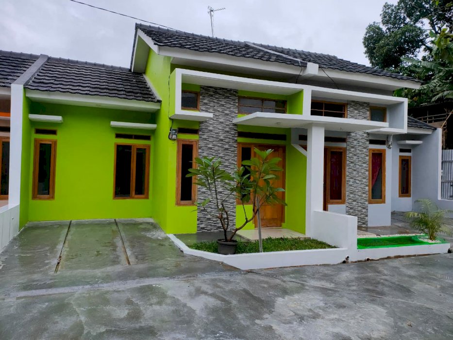 Rumah Siap Huni Bebas Banjir Dekat Stasiun Depok