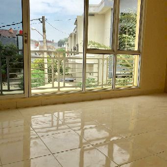 Rumah BARU cantik asri dan tanah luas di jati waringin bekasi